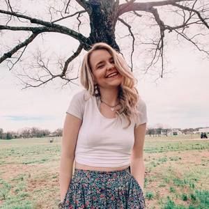 Meet your Posher, Mackenzie